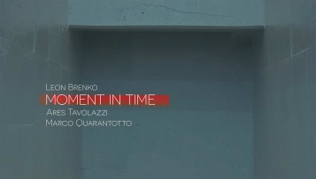 U prodaji je novi album Leona Brenka „Moment in Time“ !
